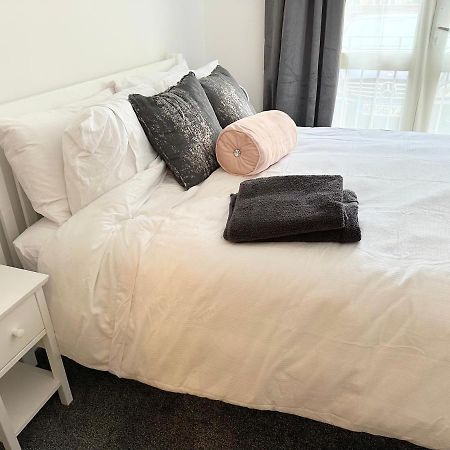 Superb 2 Bed 2 Bathroom Free Parking Derby Dış mekan fotoğraf