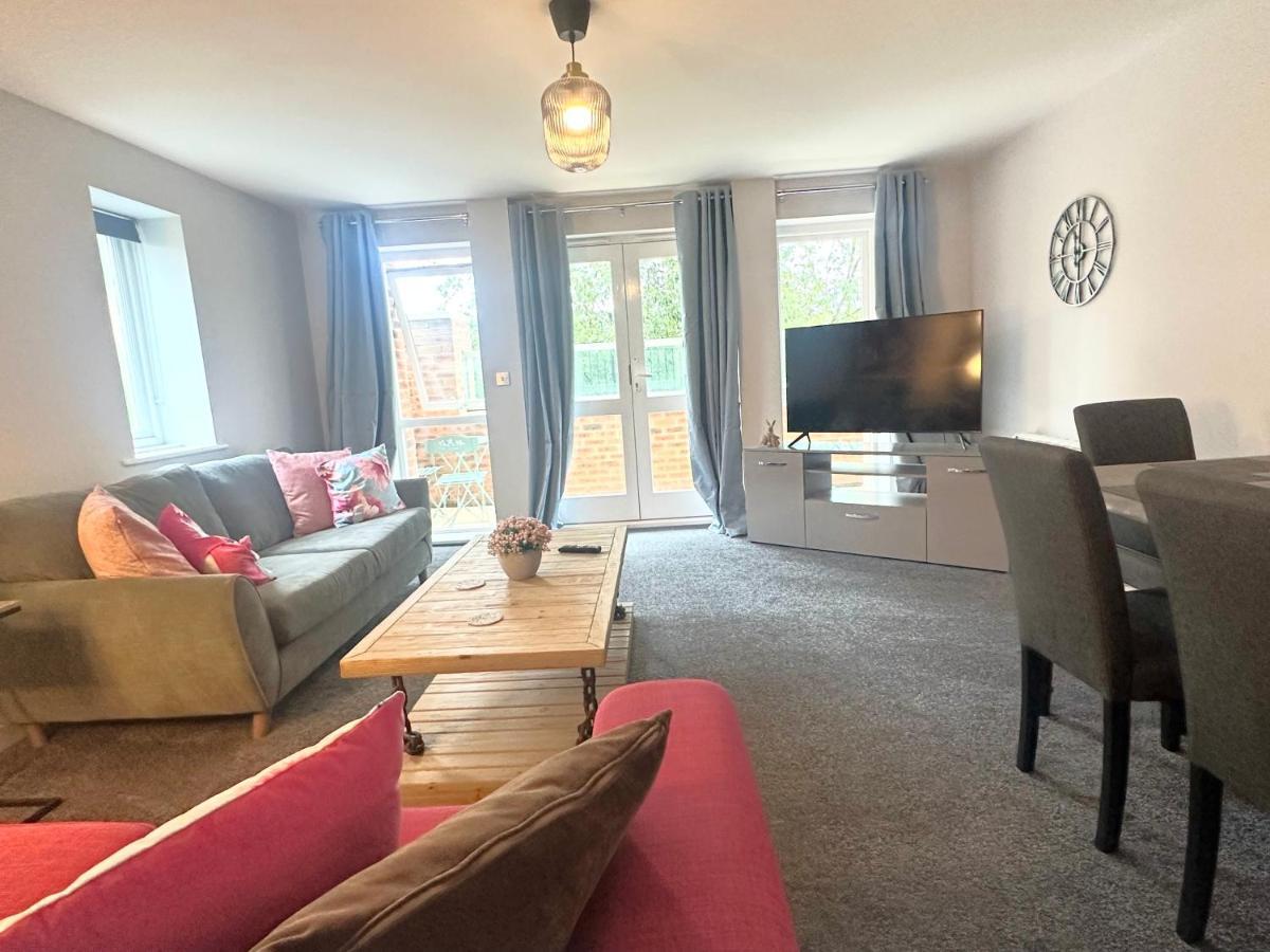 Superb 2 Bed 2 Bathroom Free Parking Derby Dış mekan fotoğraf