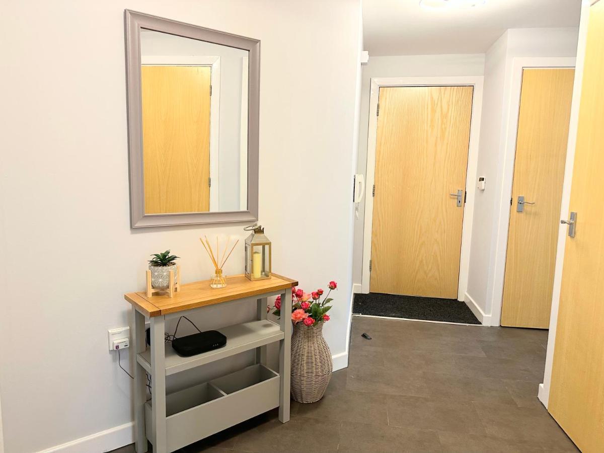 Superb 2 Bed 2 Bathroom Free Parking Derby Dış mekan fotoğraf